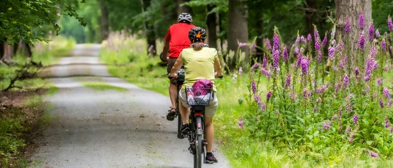 Koppel op de fiets